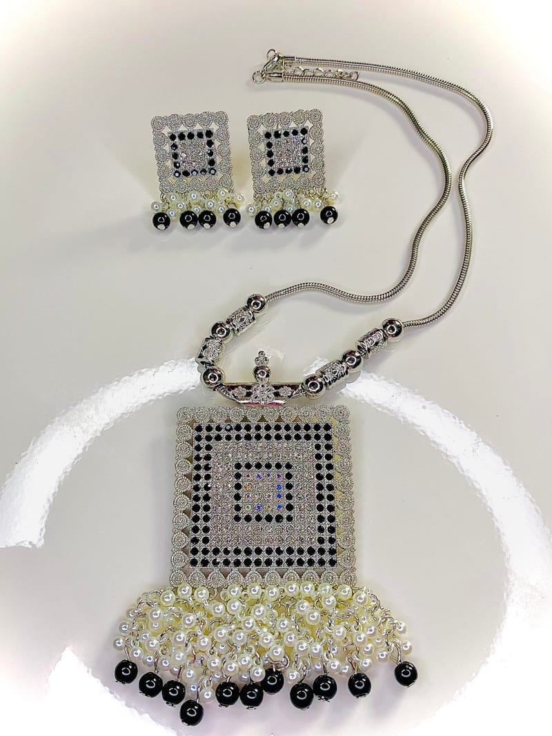 Vintage Monochrome Caravan Set — artificial jewellery at Rawaiya