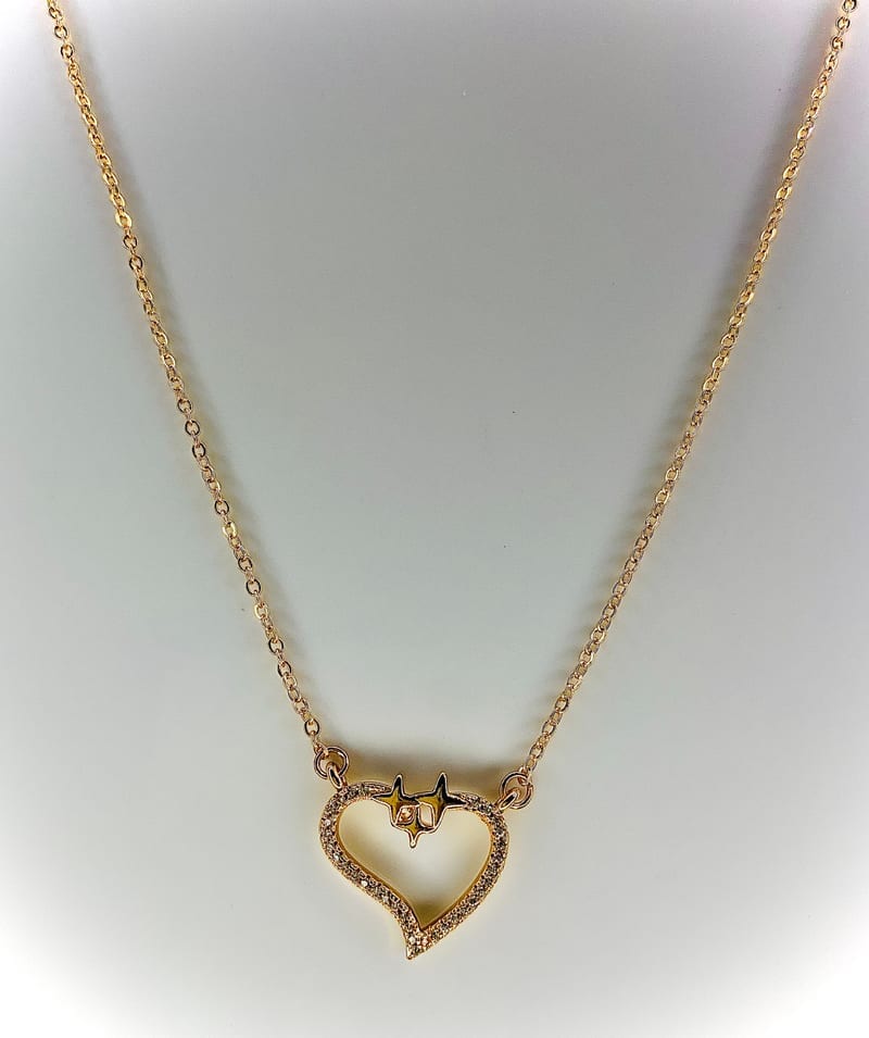 Timeless Heart pendent — artificial jewellery at Rawaiya