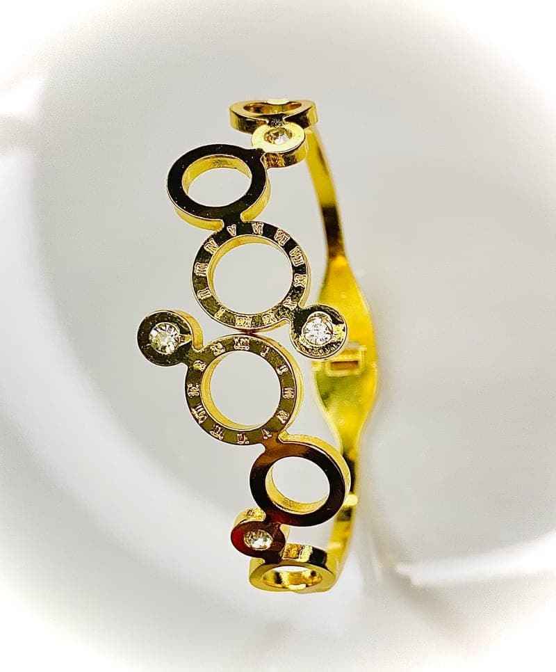 Eterna Cuff